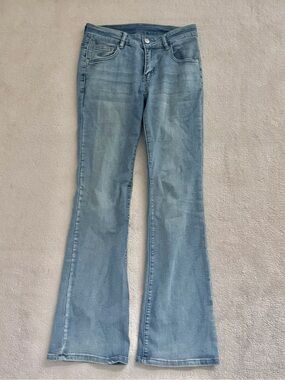 SHEIN Women’s Light Wash Mid Rise Flare Jeans M
